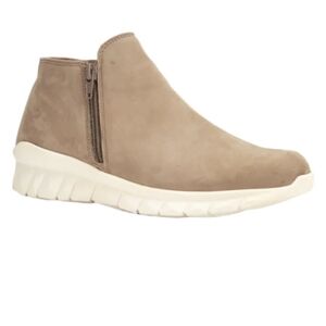 Naot zipper ankle boots